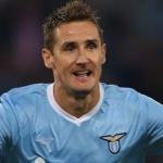 Una rete dell’intramontabile panzer Klose da ossigeno alla Lazio: 1-0 all’Olimpico contro la Fiorentina